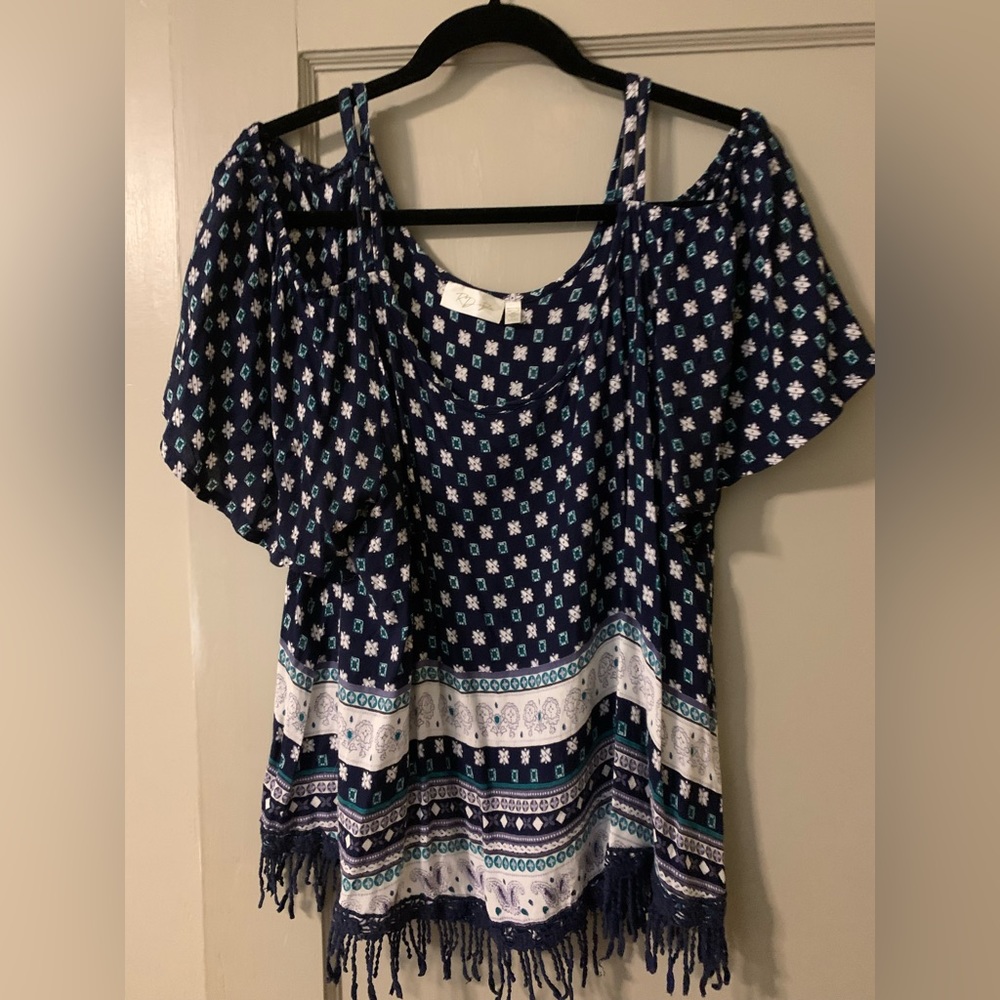 Blue patterned top